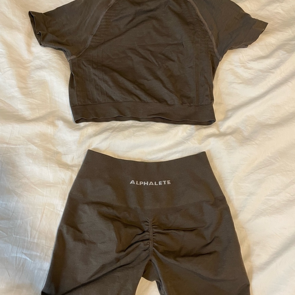 Alphalete Amplify top and shorts